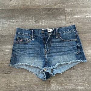 Hollister Women's Frayed Hem Blue Jean Shorts
